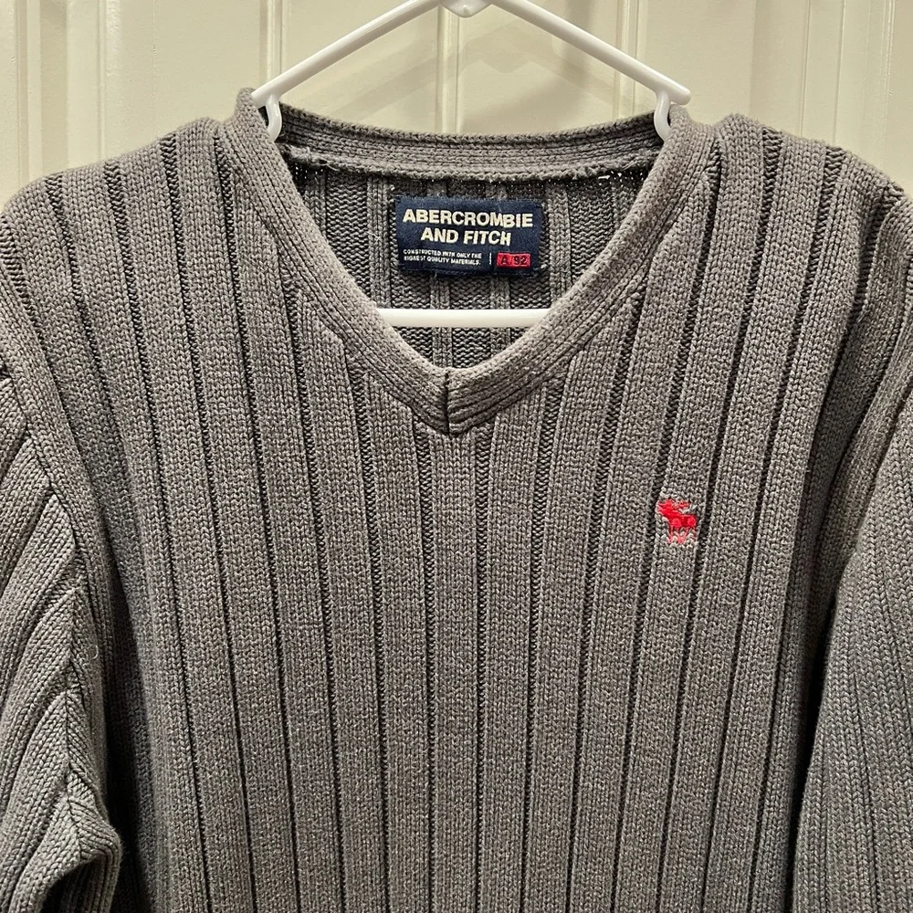 Abercrombie & Fitch Gray V-Neck Sweater Sz XL